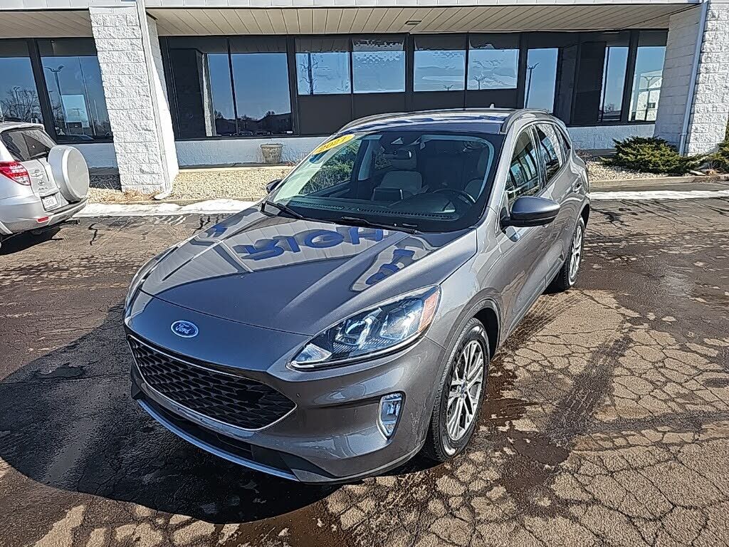 2021 FORD Escape