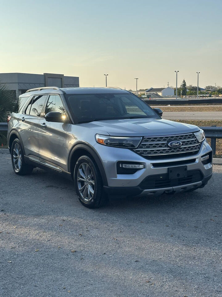 2022 FORD Explorer
