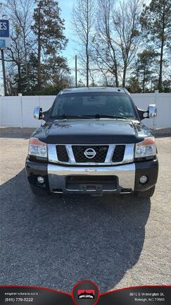2015 NISSAN Titan