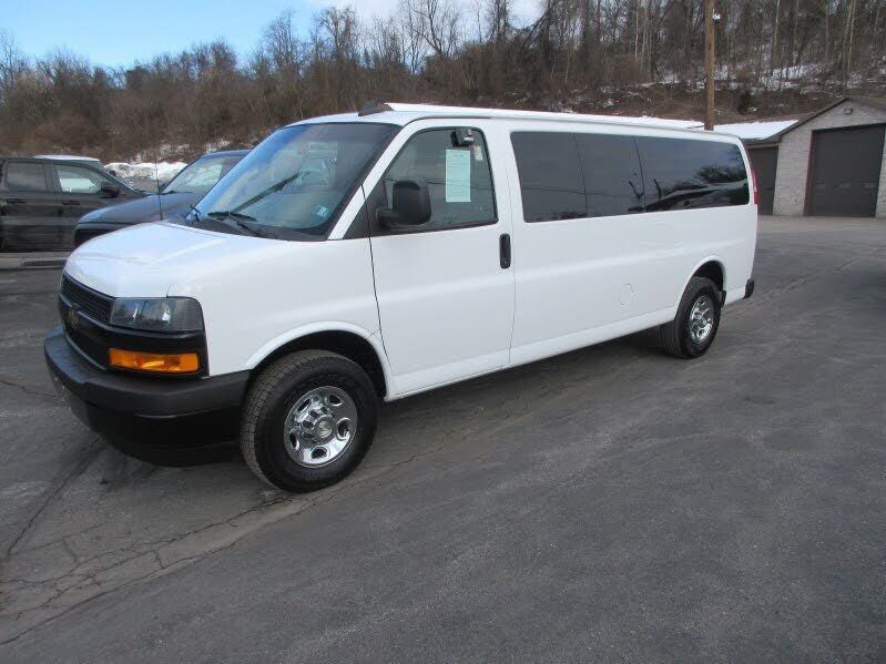 2022 CHEVROLET Express