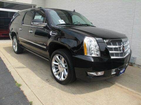 2011 CADILLAC Escalade