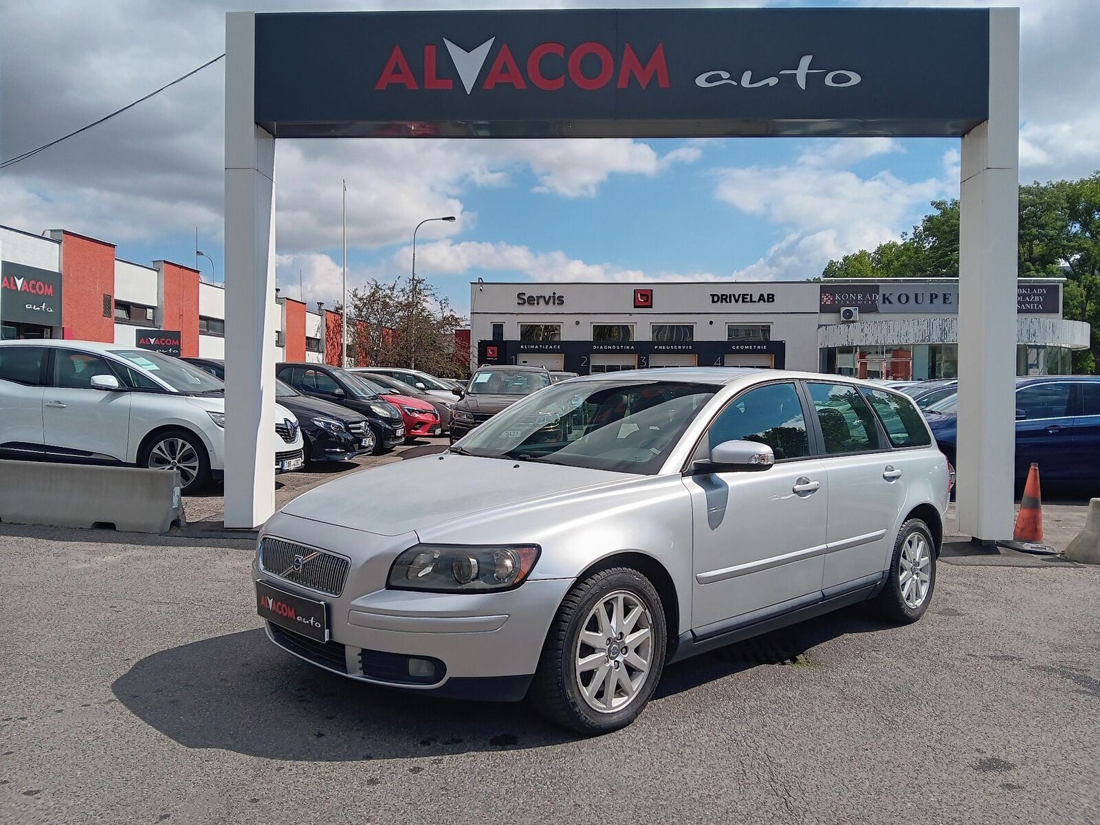Volvo V50