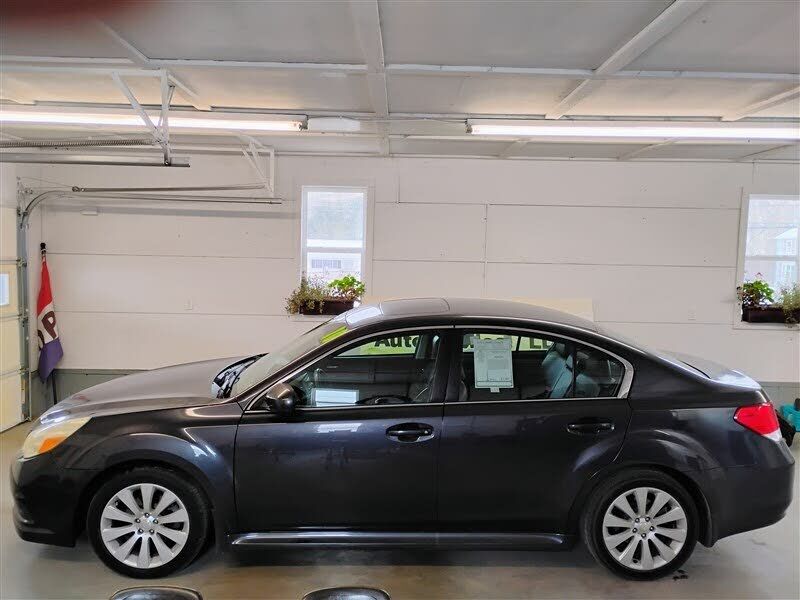 2010 SUBARU Legacy