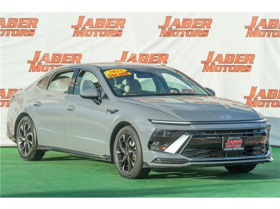 2025 HYUNDAI Sonata