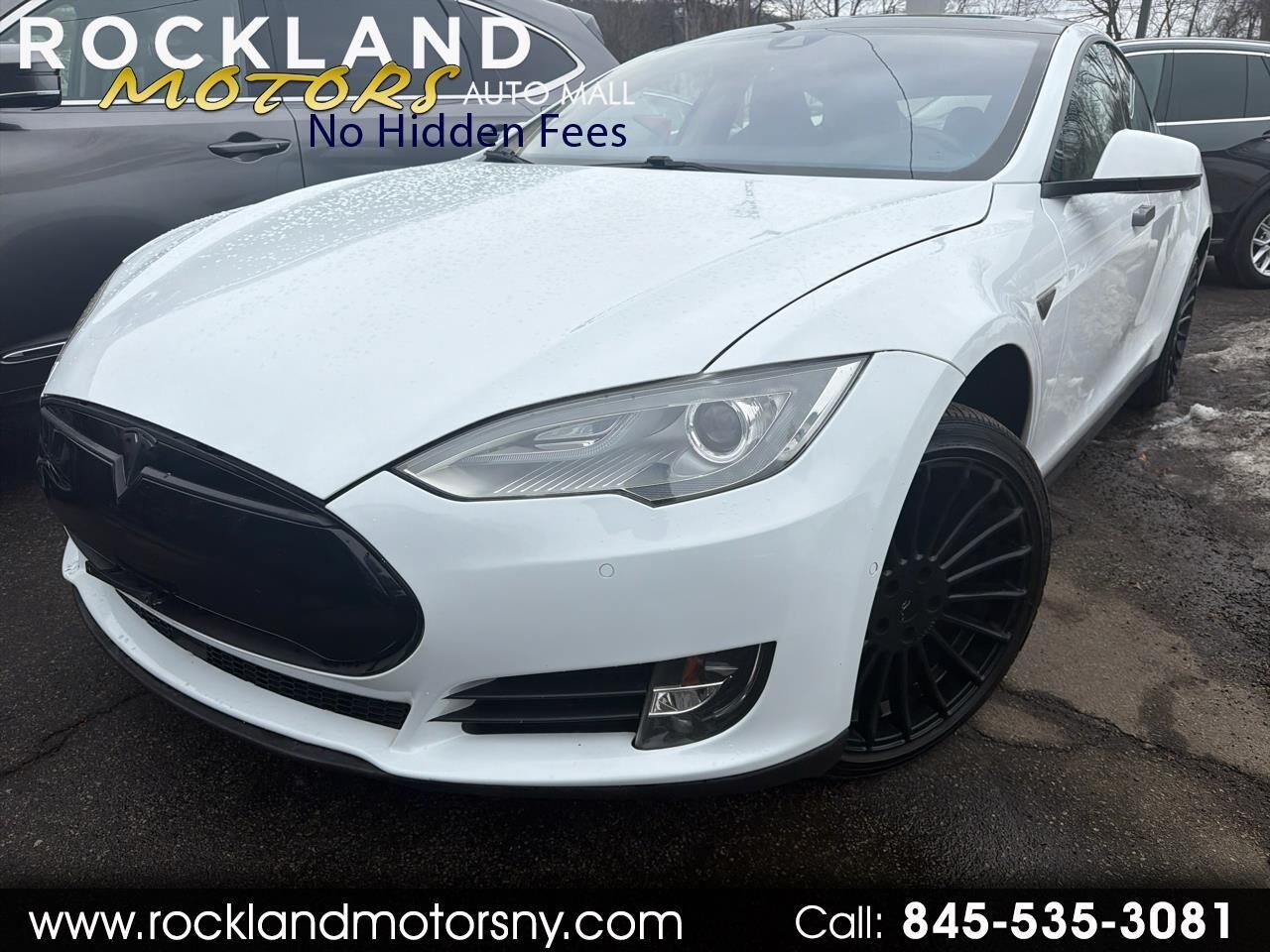 2015 TESLA Model S
