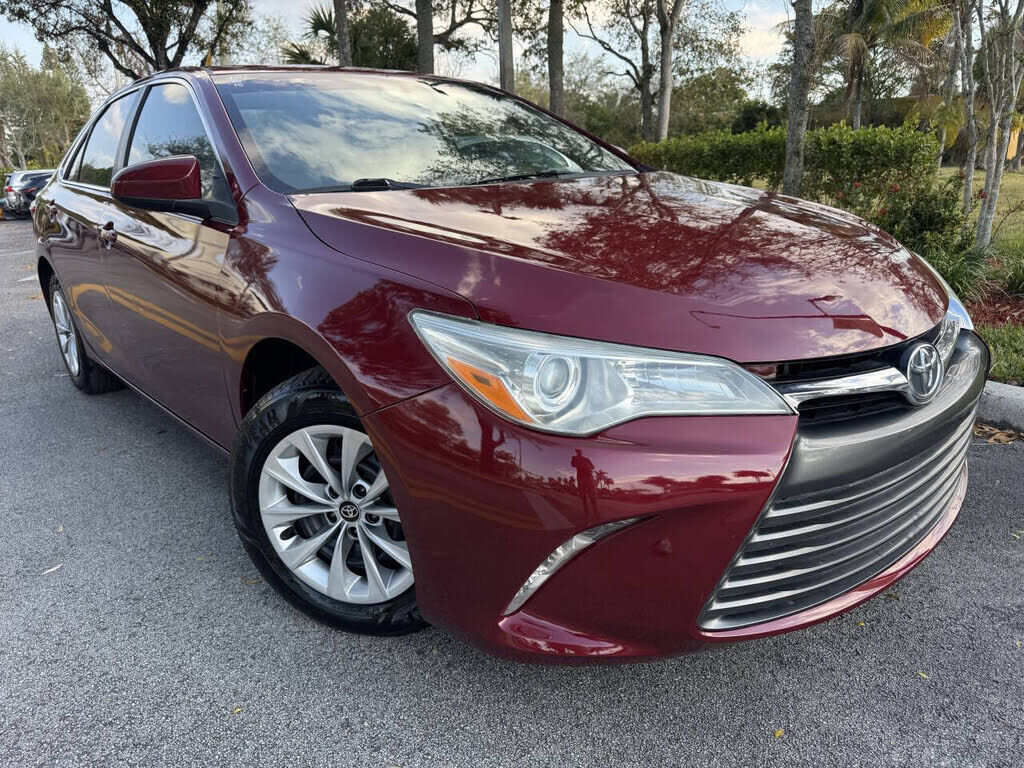 2015 TOYOTA Camry