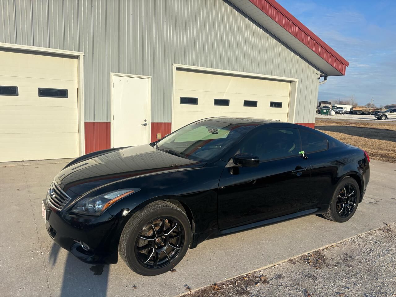 2013 INFINITI G37