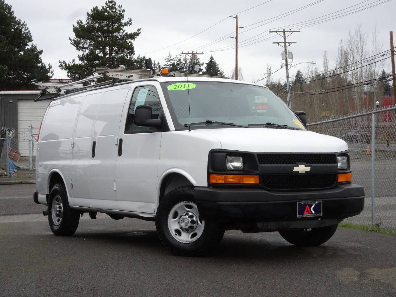 2011 CHEVROLET Express