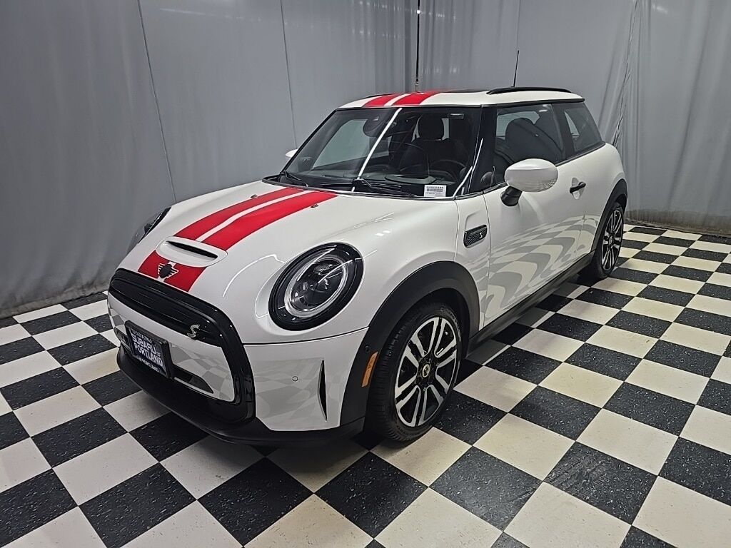 2024 MINI Hardtop
