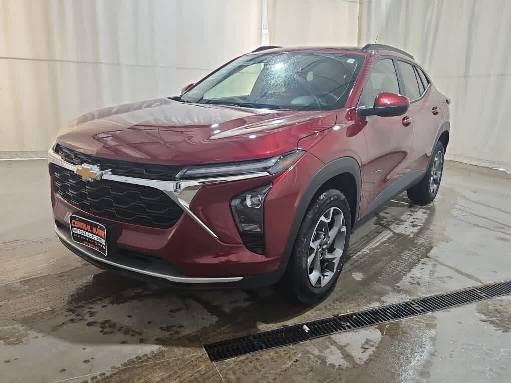 2025 CHEVROLET Trax