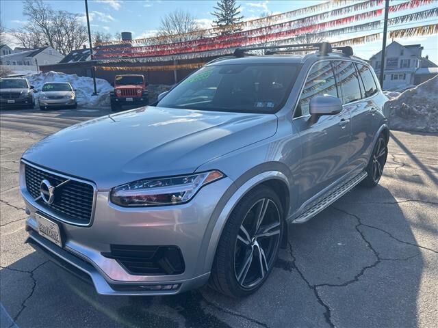2019 VOLVO XC90