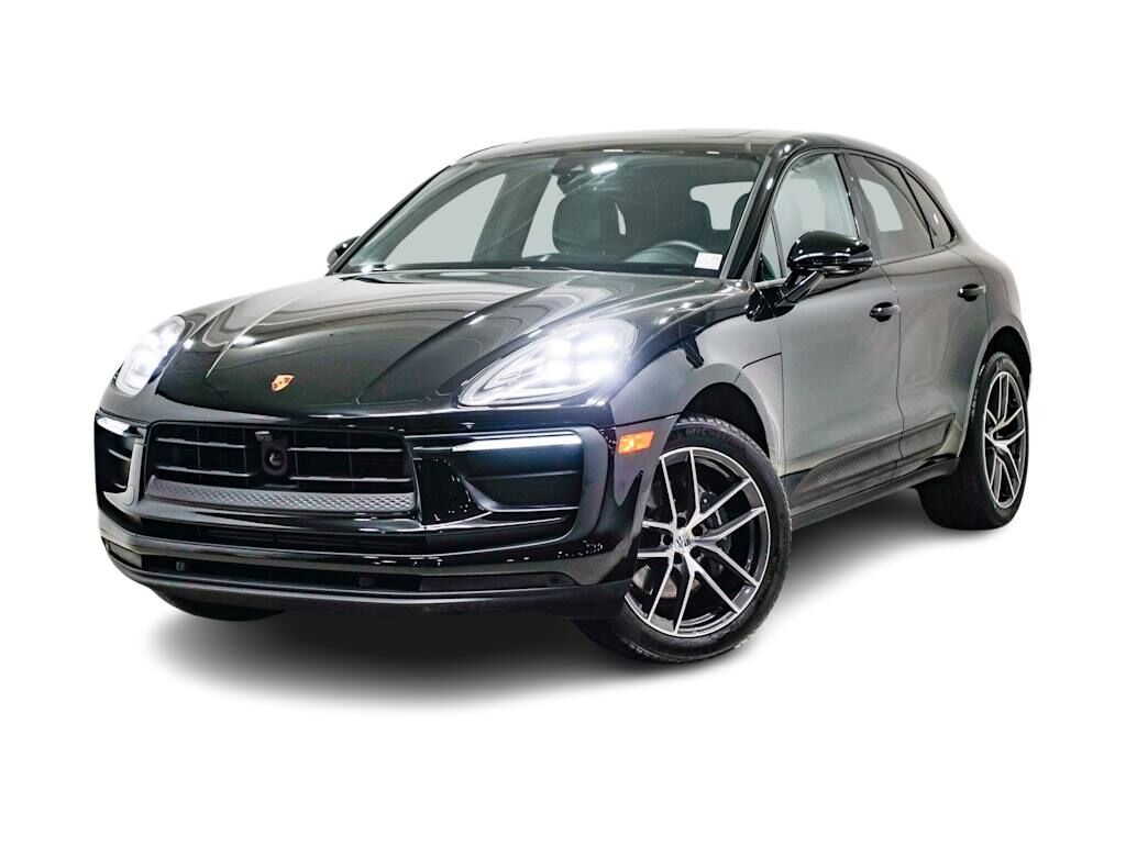 2024 PORSCHE Macan
