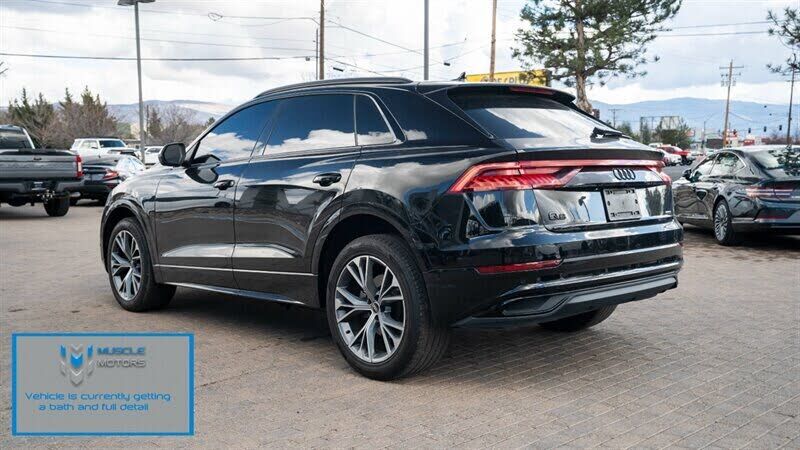 2021 Audi Q8