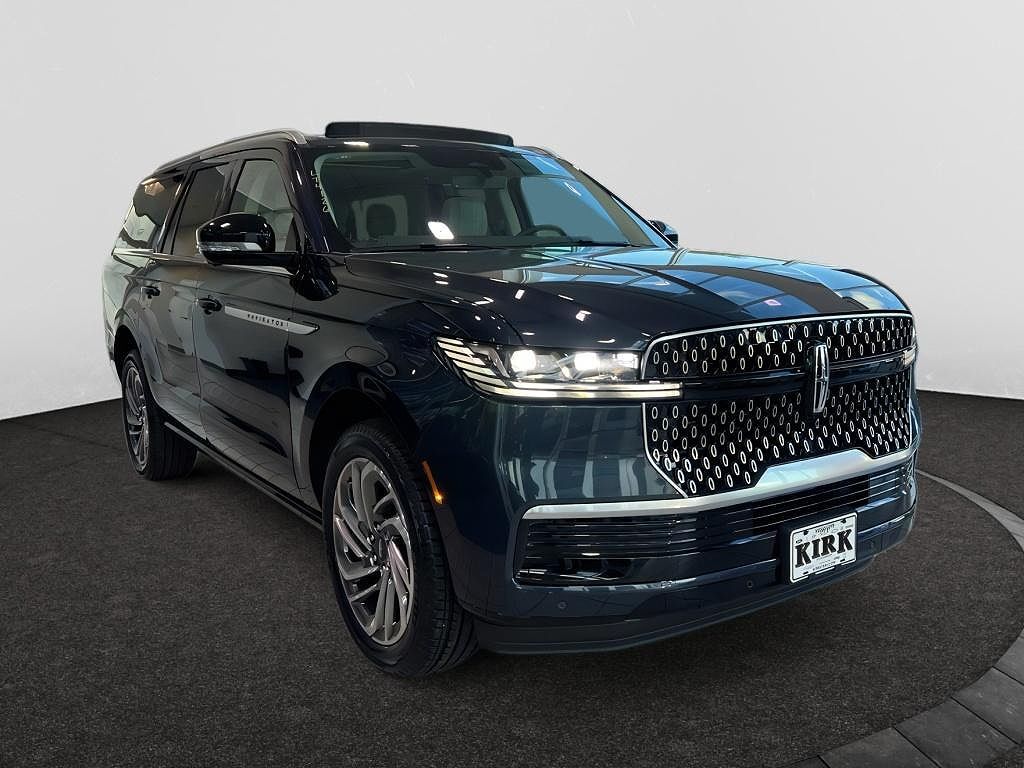 2025 LINCOLN Navigator L