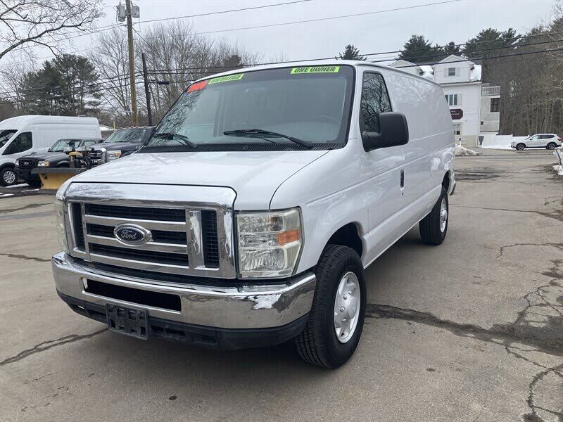 2008 FORD E-350