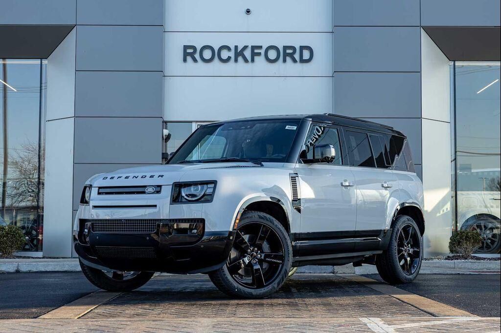 2026 LAND ROVER Defender