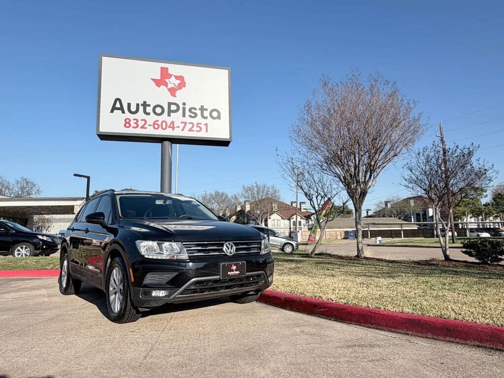 2018 VOLKSWAGEN Tiguan
