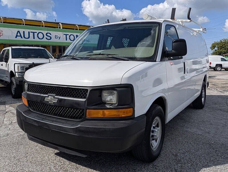 2011 CHEVROLET Express