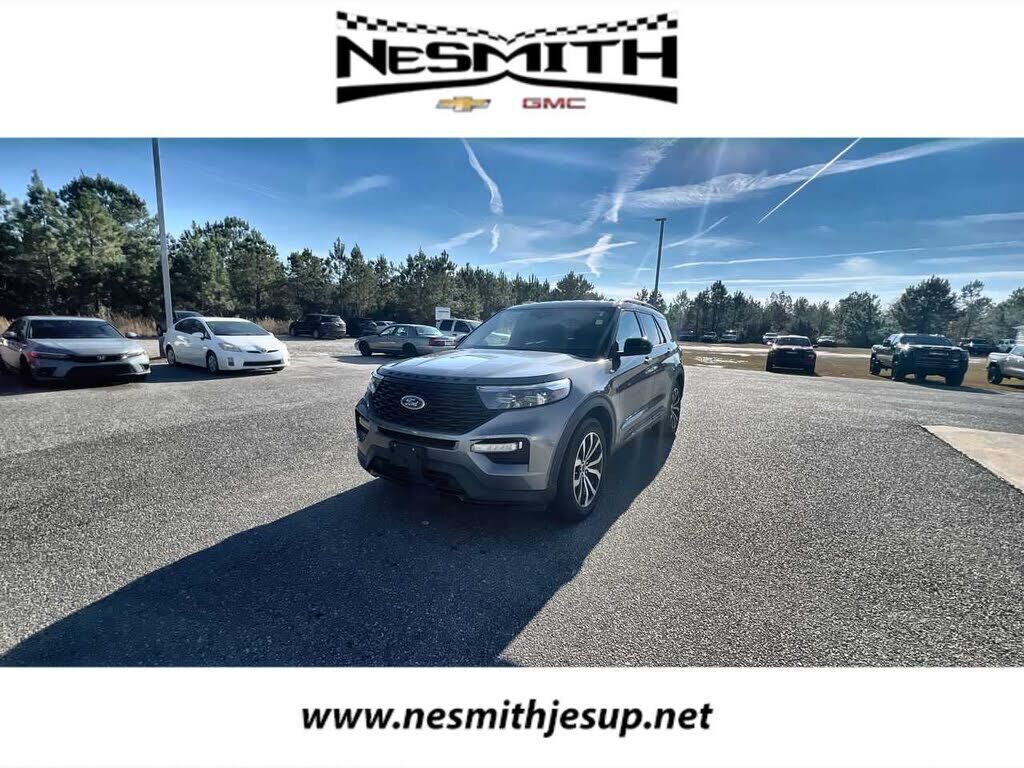 2023 FORD Explorer