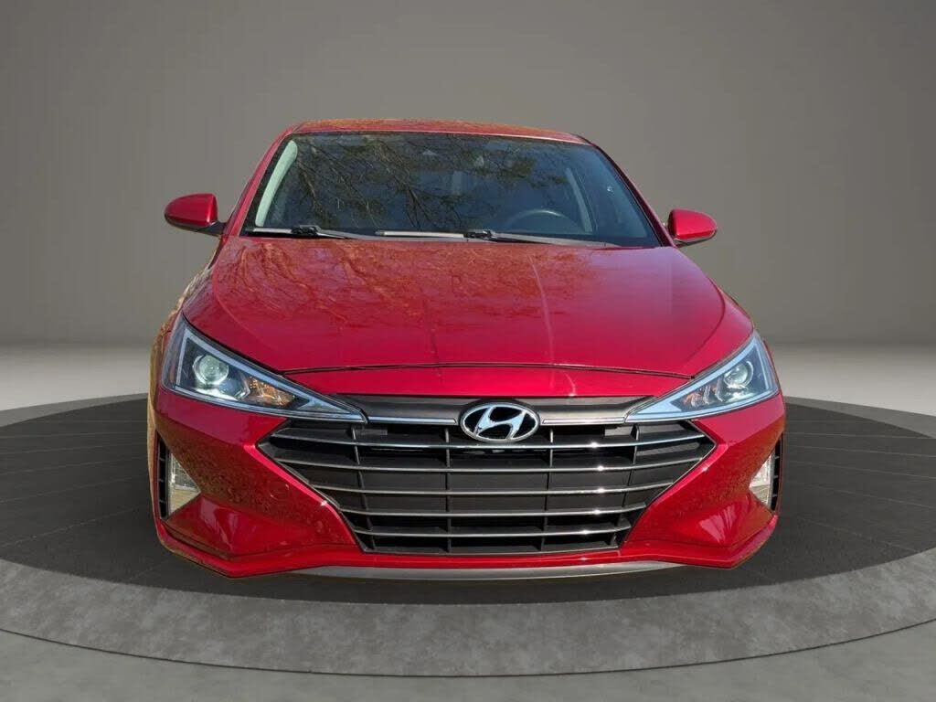 2019 HYUNDAI Elantra