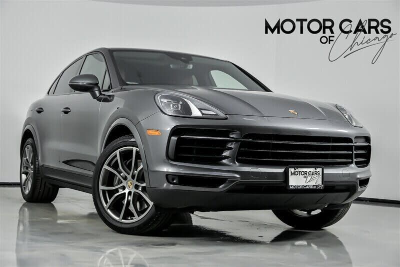 2022 PORSCHE Cayenne