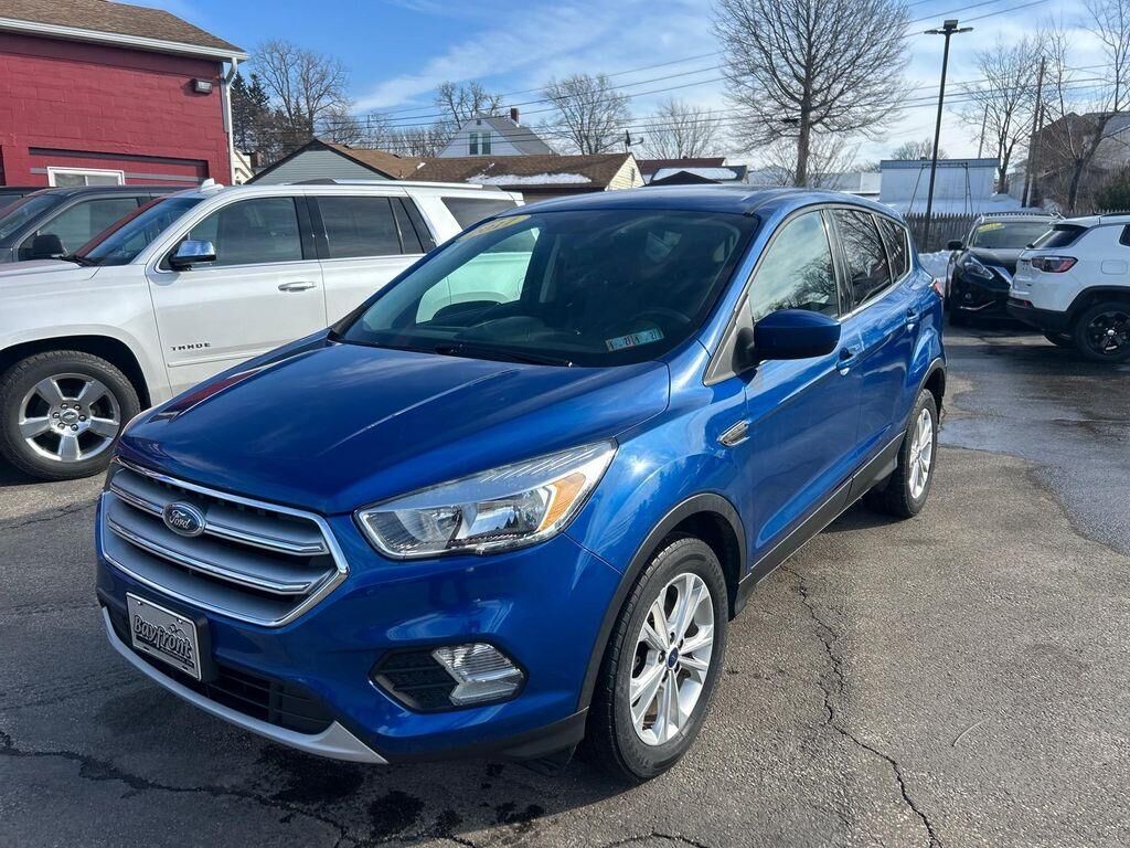 2017 FORD Escape