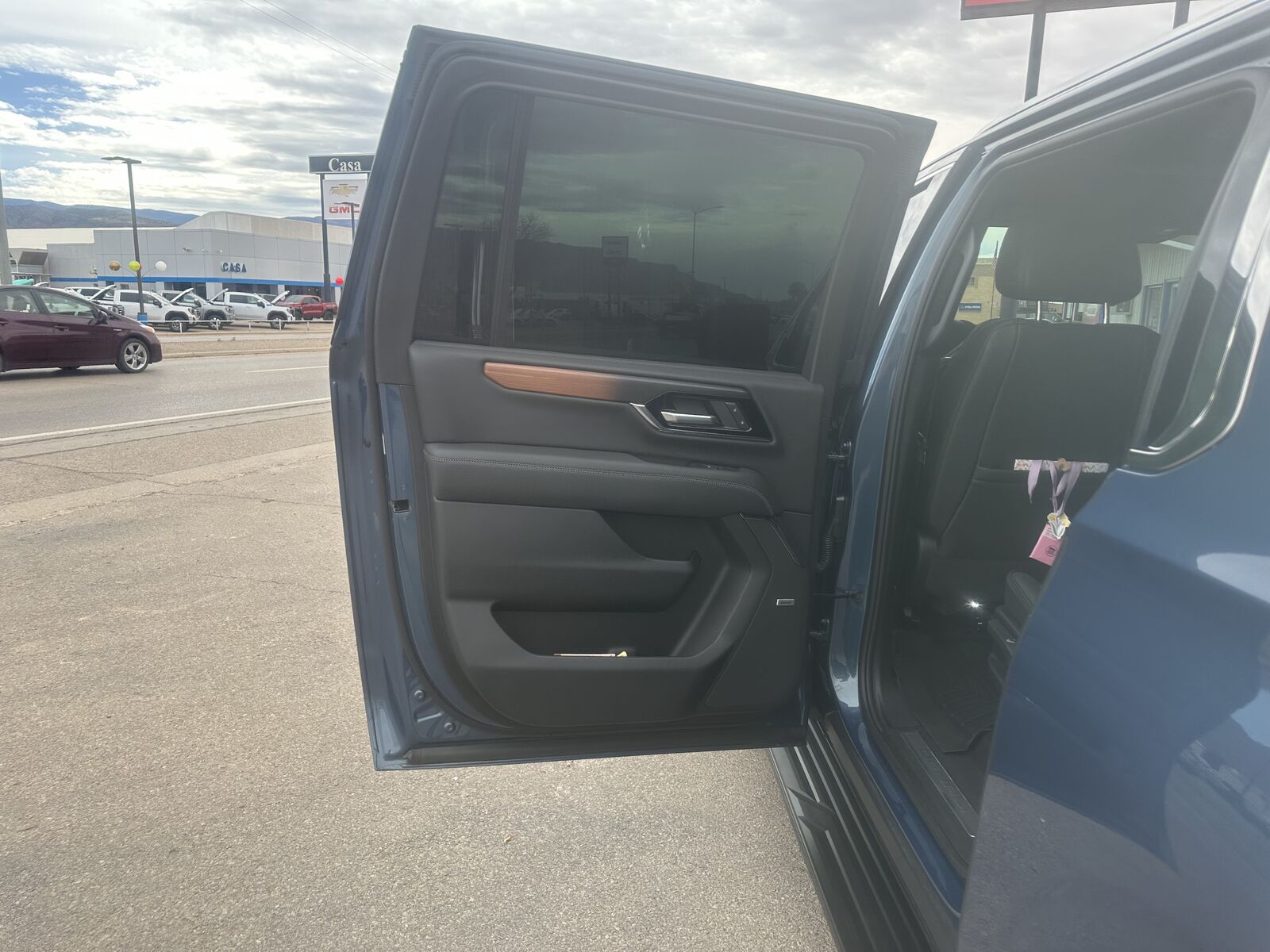 2025 GMC Yukon XL