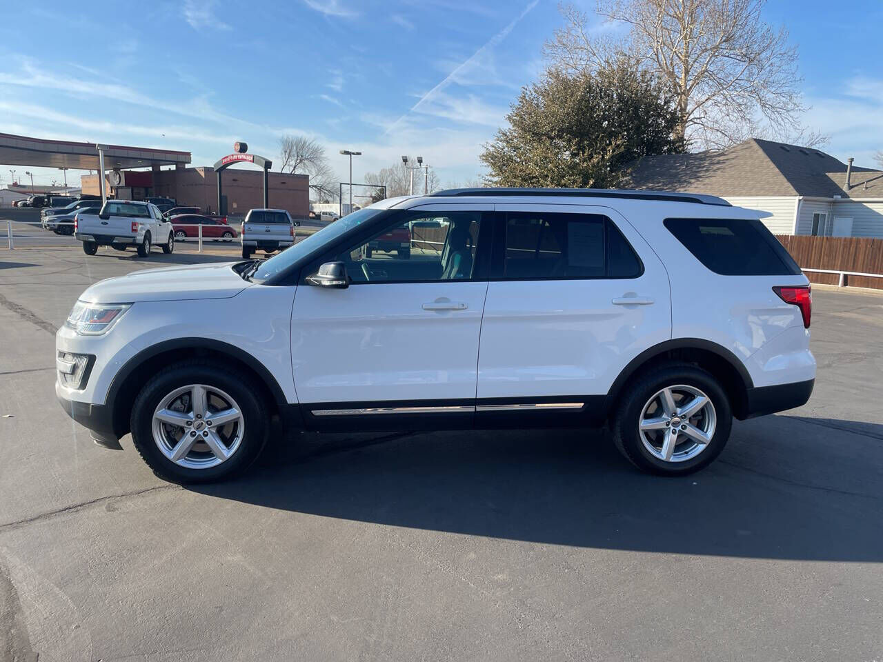 2016 FORD Explorer