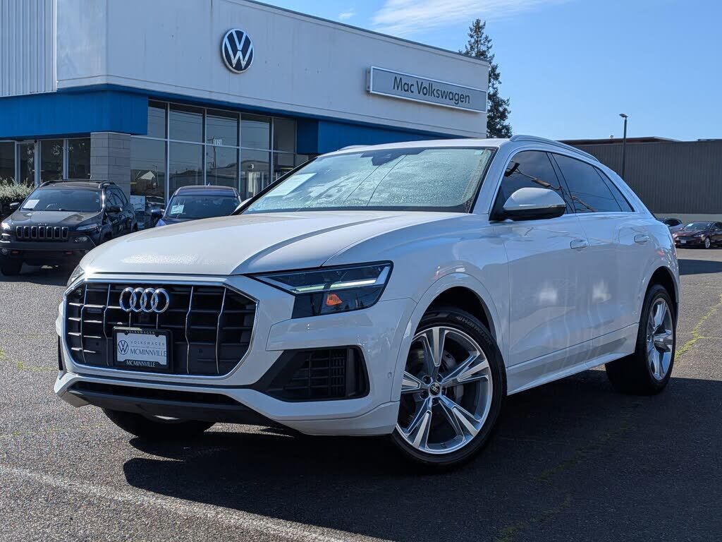 2022 AUDI Q8