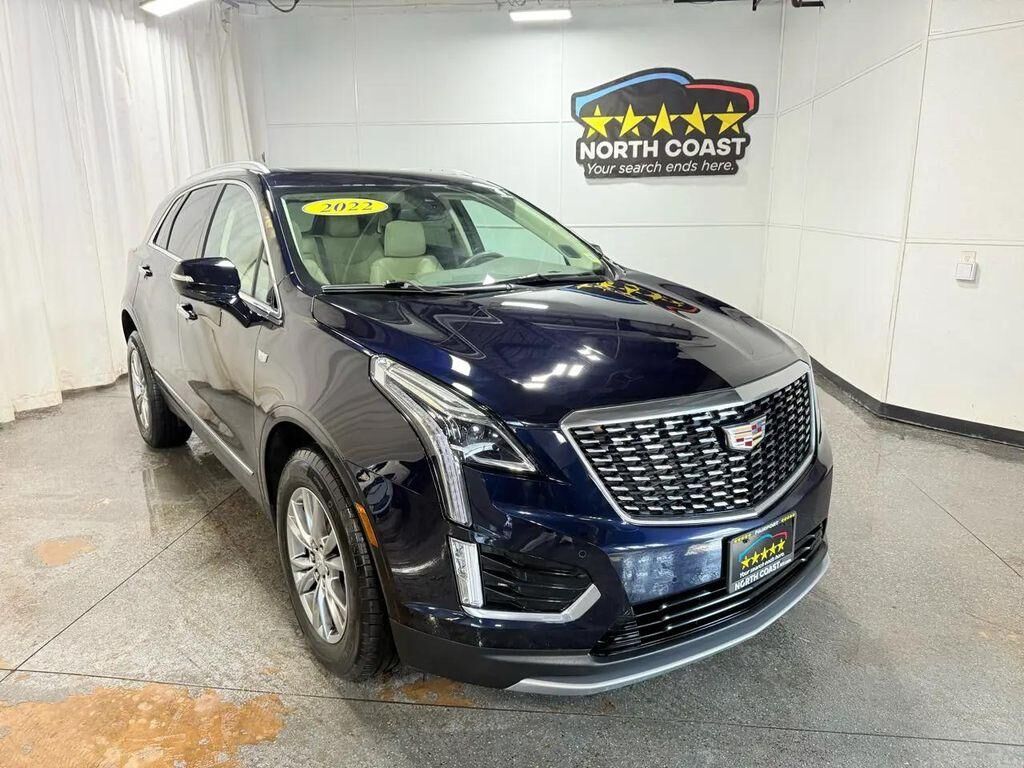 2022 CADILLAC XT5