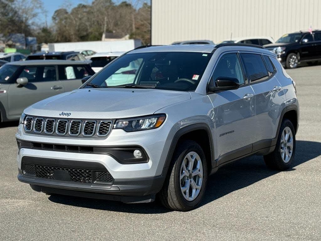 2025 JEEP Compass