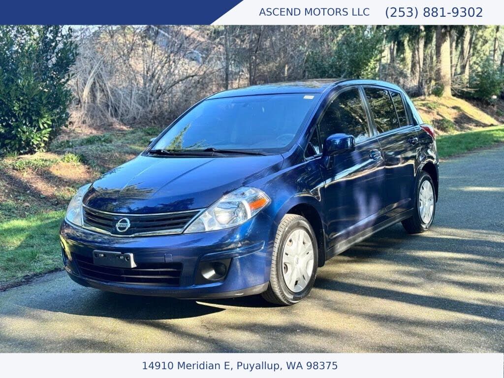 2012 NISSAN Versa