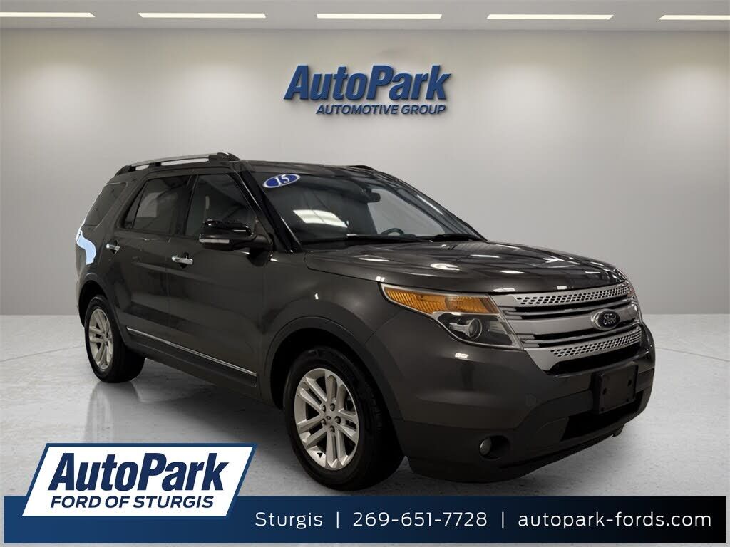2015 FORD Explorer