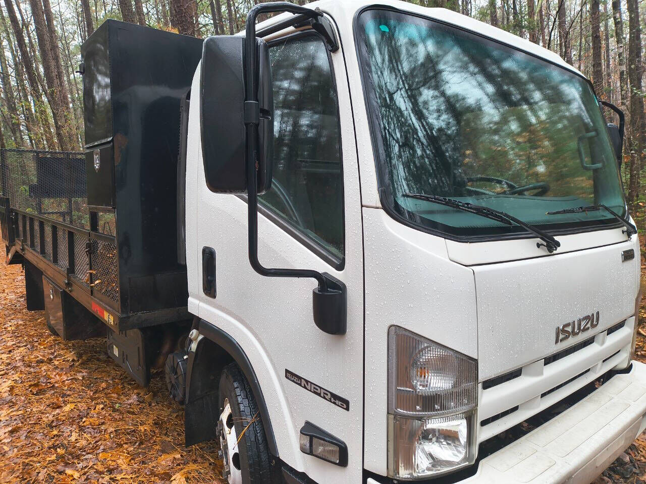 2013 ISUZU NPR/NPR-HD