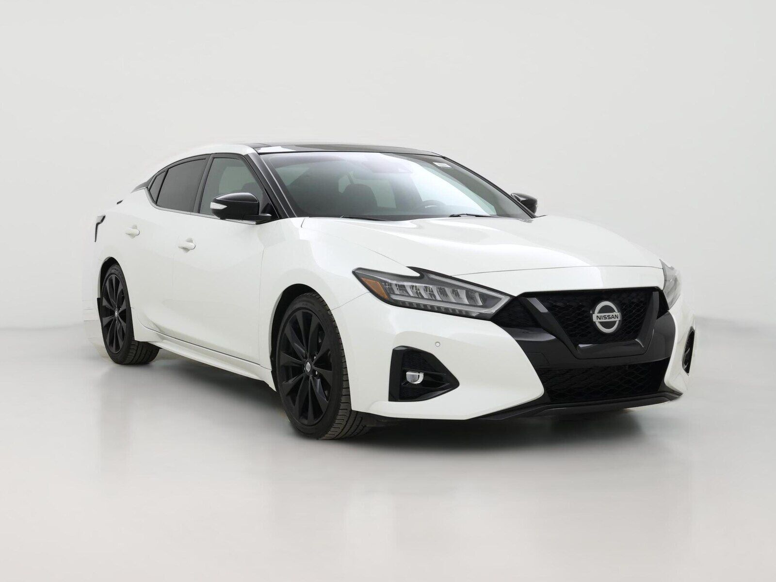 2022 NISSAN Maxima