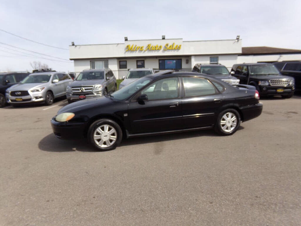 2004 FORD Taurus