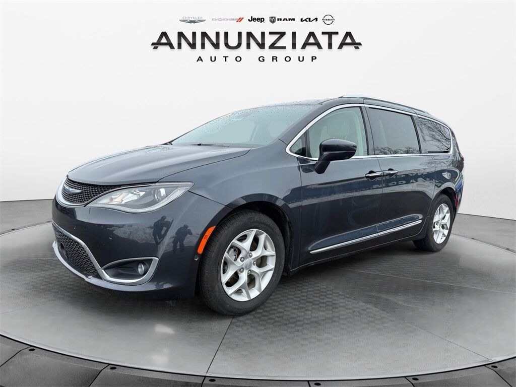 2020 CHRYSLER Pacifica