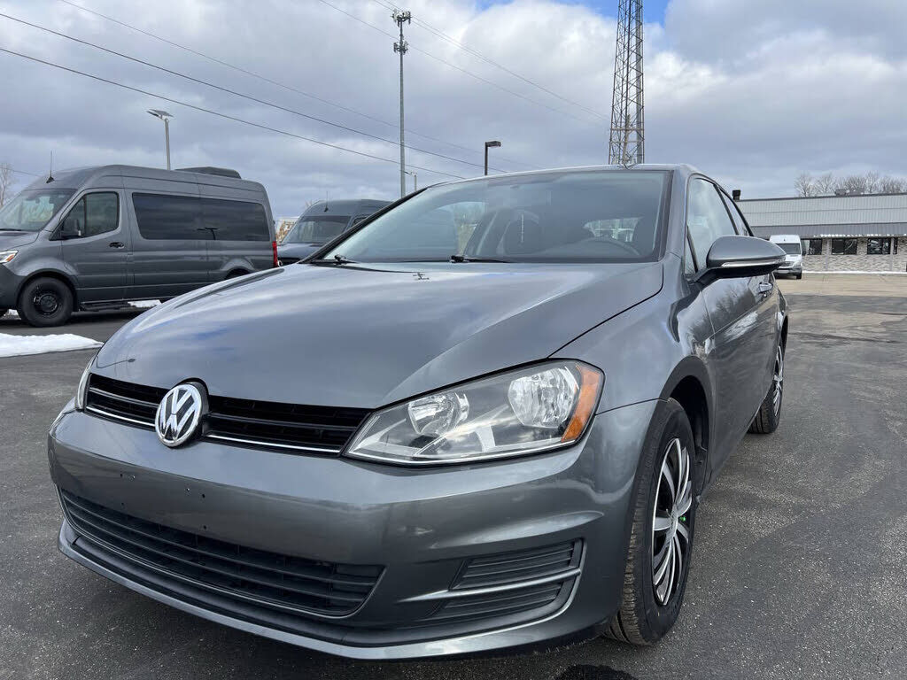 2015 VOLKSWAGEN Golf