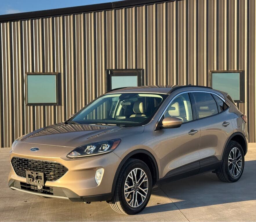 2021 FORD Escape