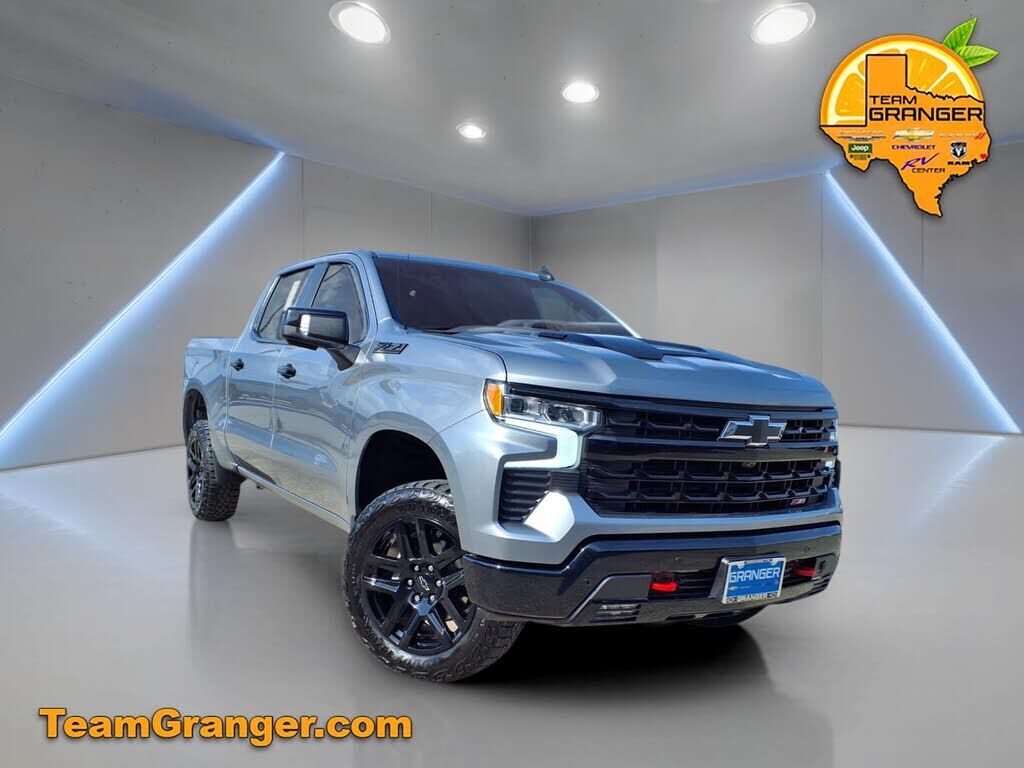 2024 CHEVROLET Silverado