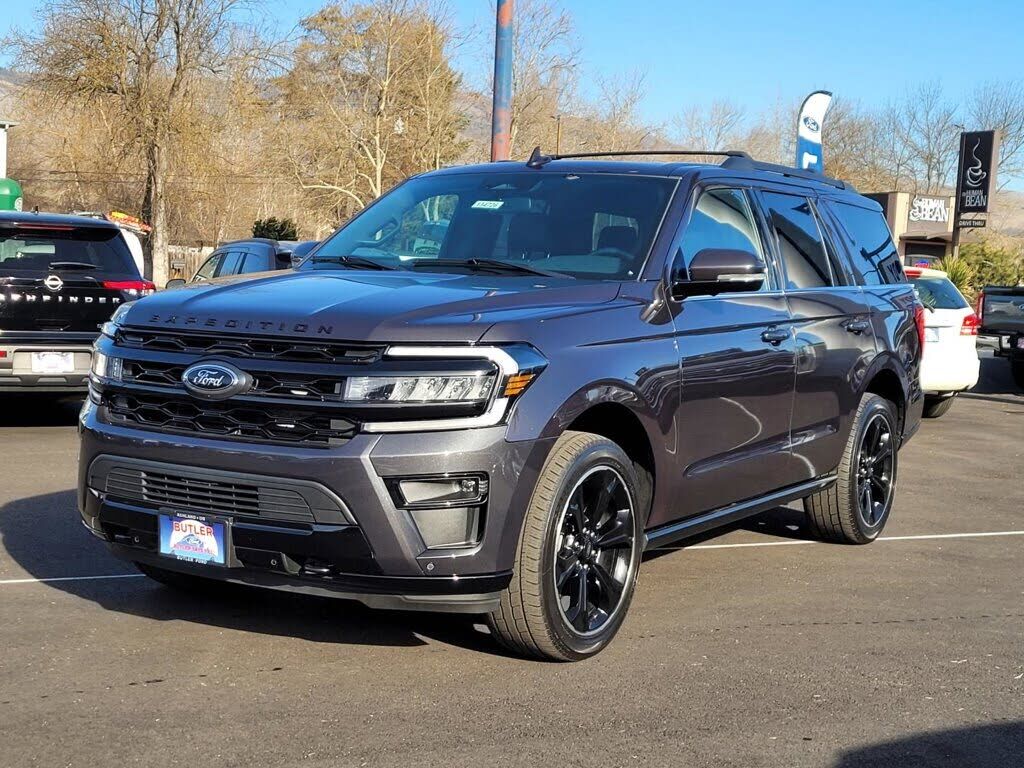 2022 FORD Expedition