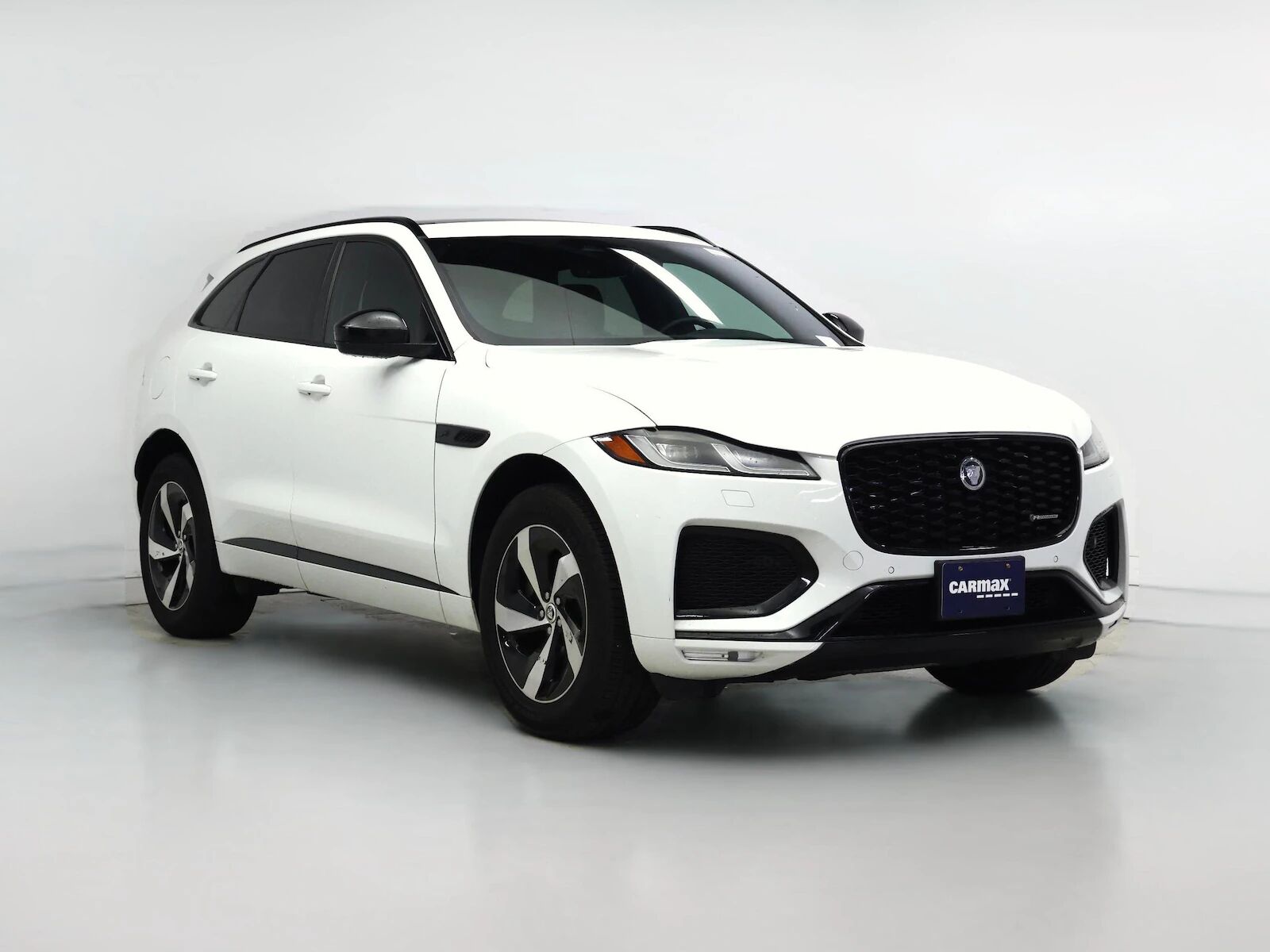 2024 JAGUAR F-Pace