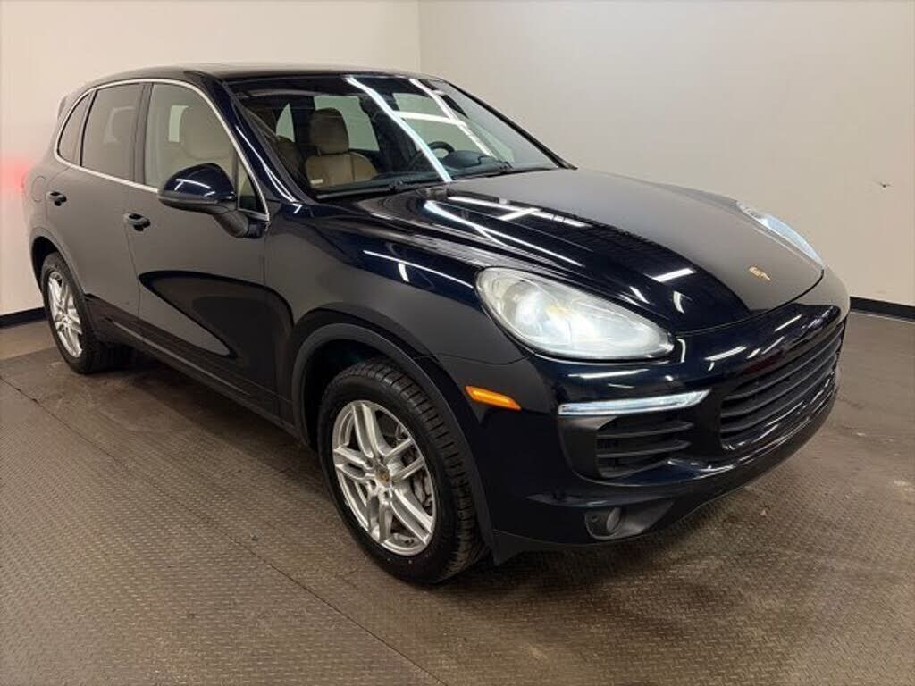2016 PORSCHE Cayenne