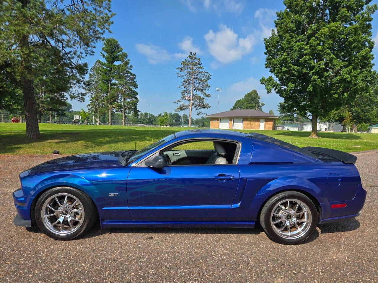 2005 FORD Mustang