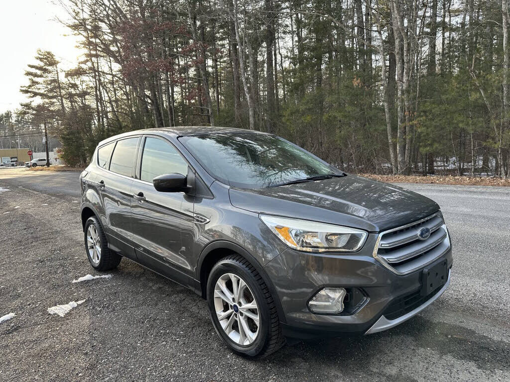 2017 FORD Escape