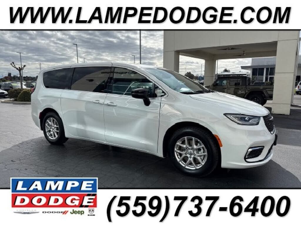 2025 CHRYSLER Pacifica