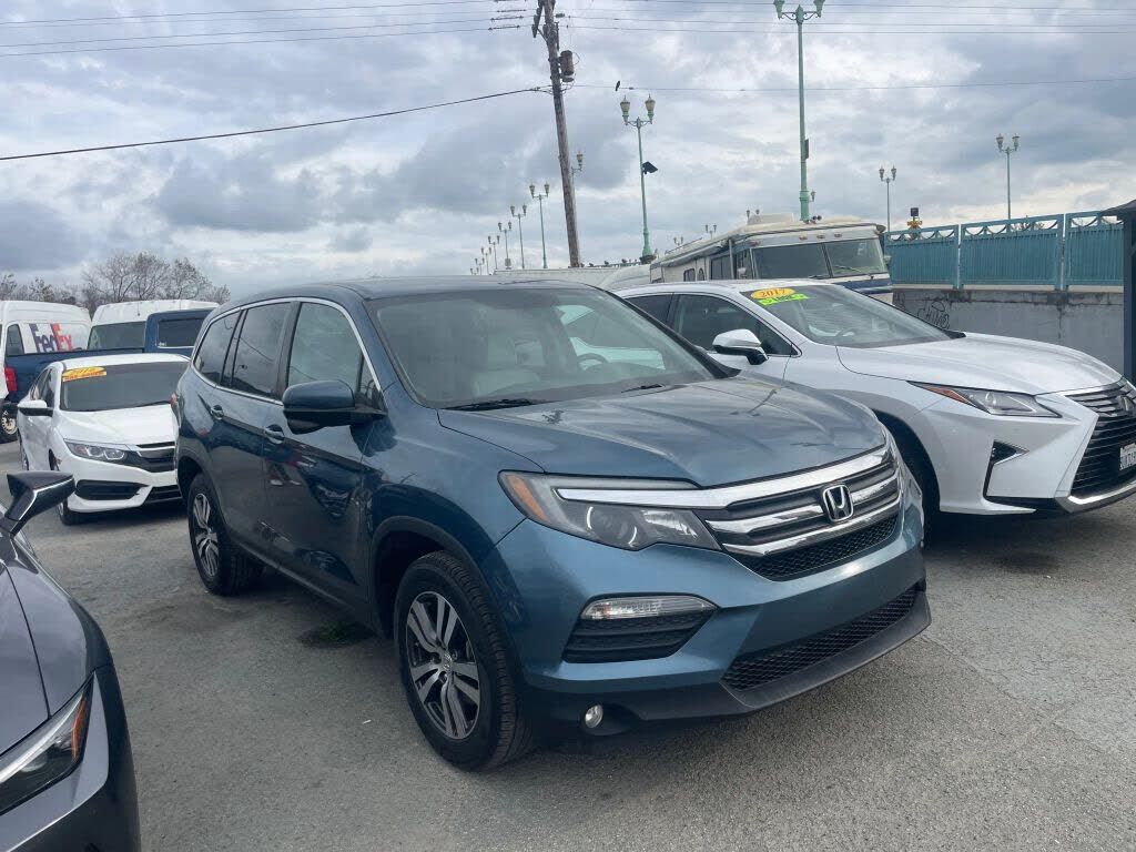 2016 HONDA Pilot