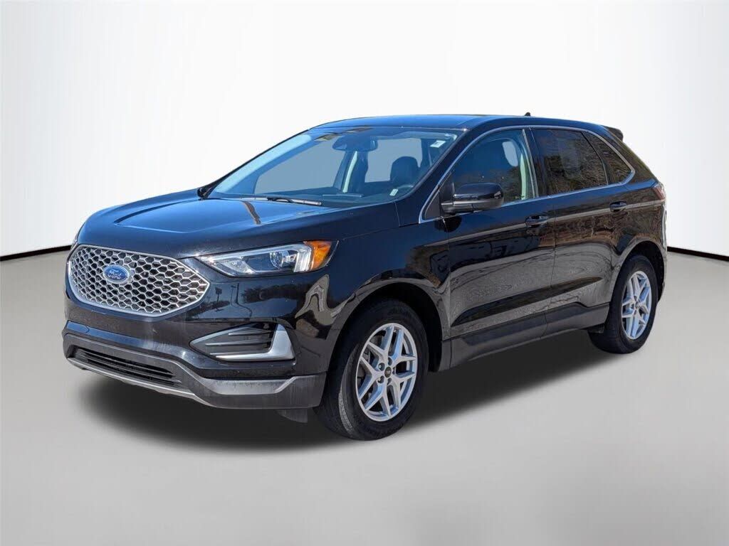 2023 FORD Edge