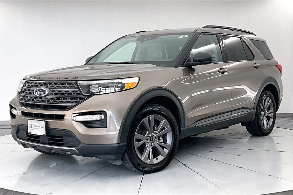 2021 FORD Explorer