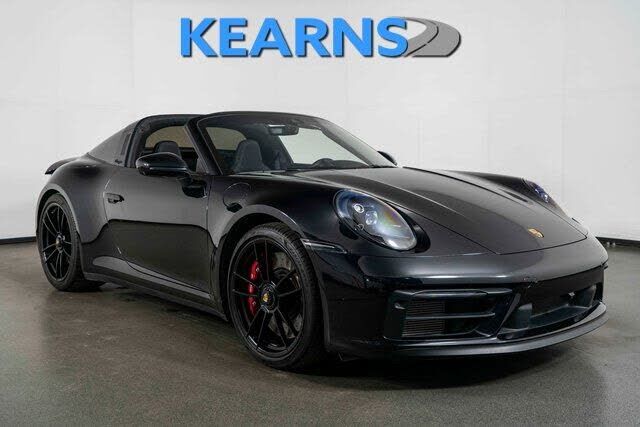 2024 PORSCHE 911
